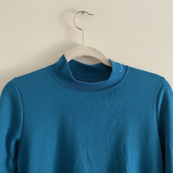 Nike Dri-Fit Women S Blue Mock Neck Zip Back UV Fairway Midlayer Golf Pullover - Picture 3 of 9